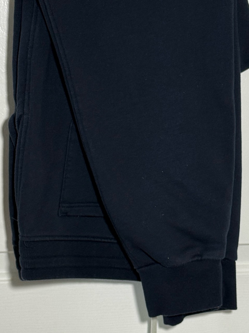 Men’s XL True Classic Navy Jogger Pants